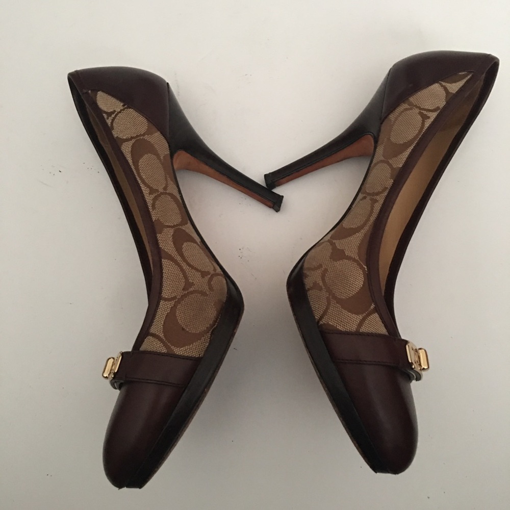 Coach Signature C Brown Heels
